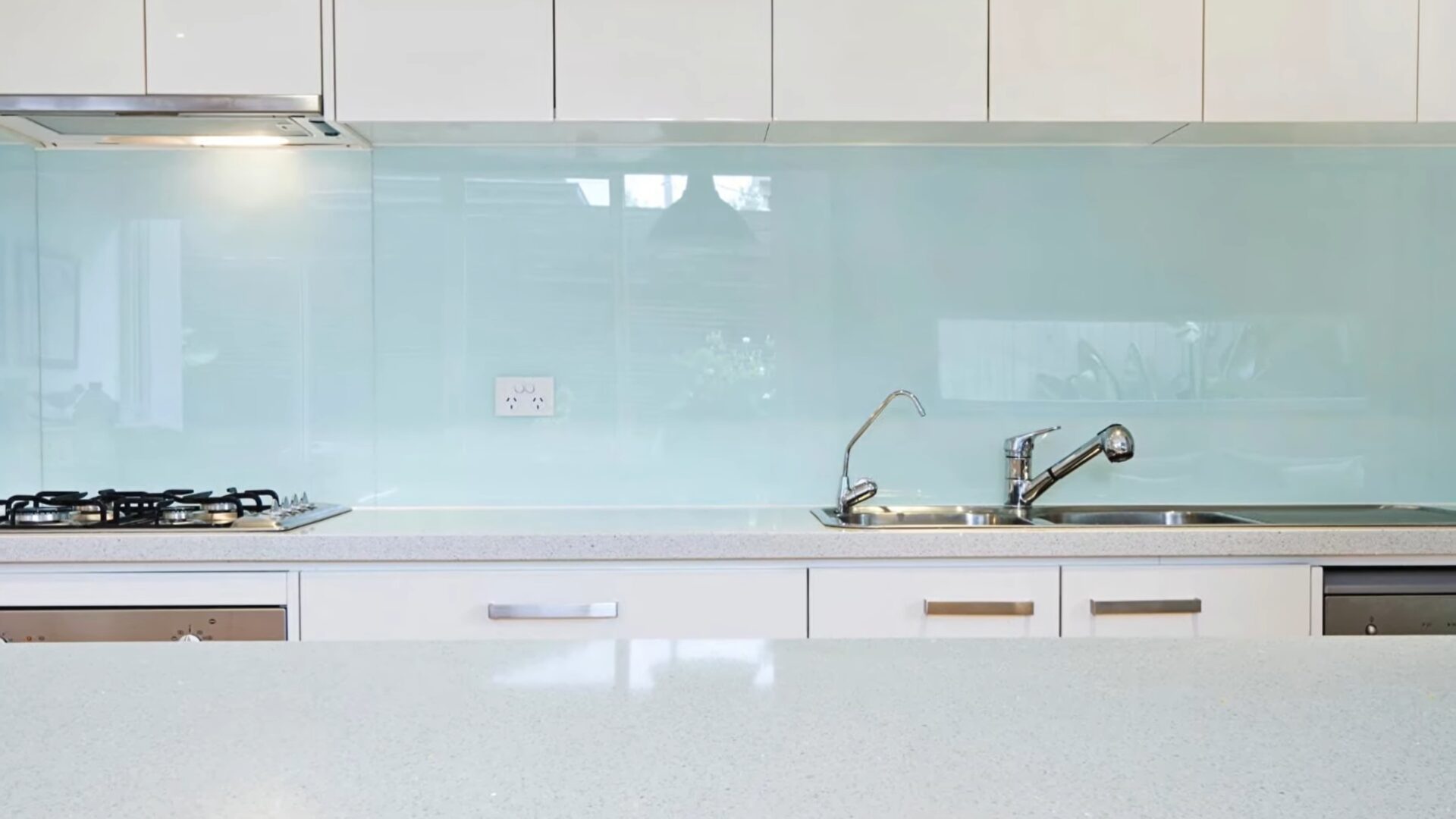 Budget Friendly 20+ Kitchen Backsplash Ideas for Every Style 2 Top Kitchen Backsplash Ideas