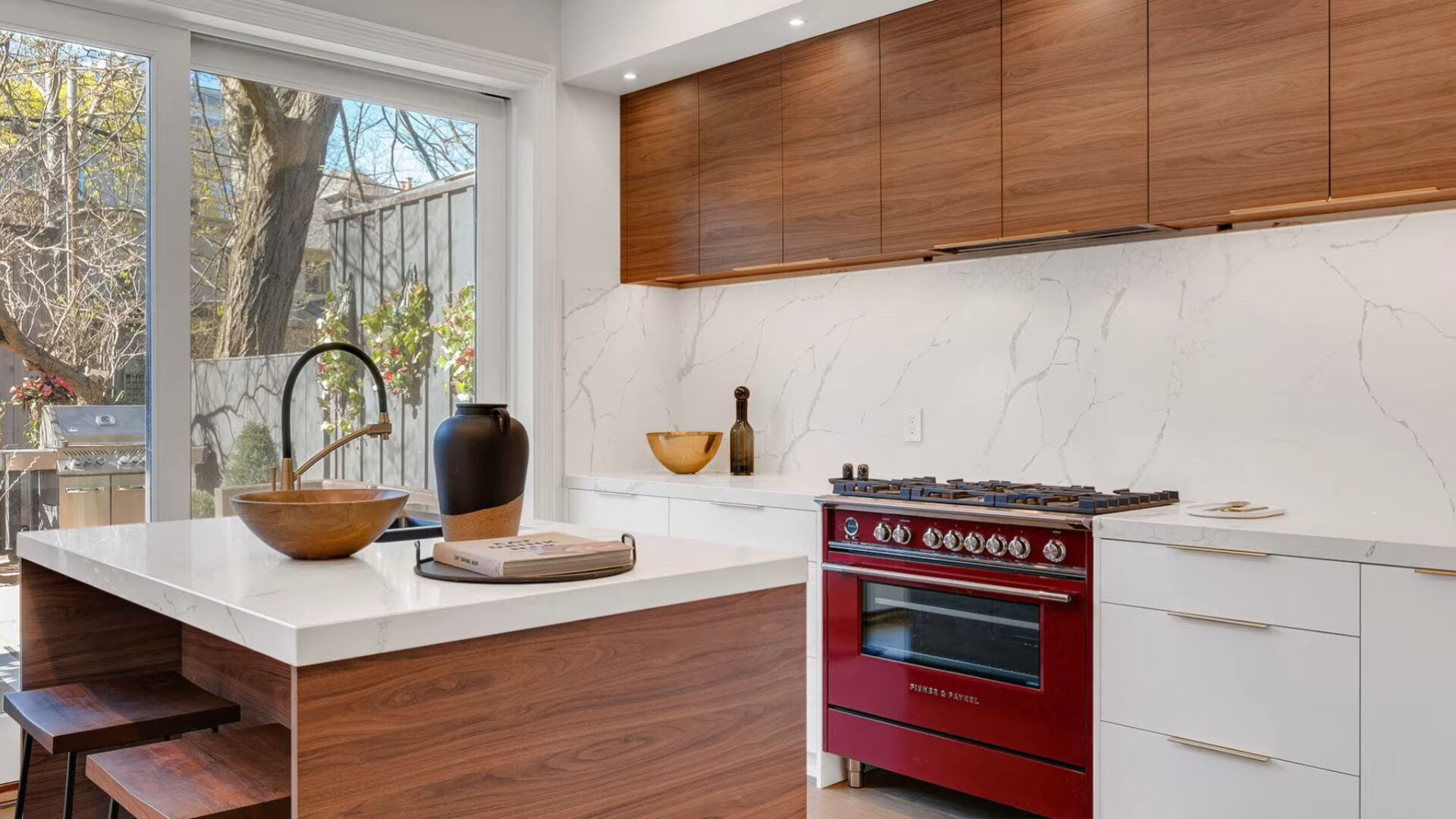 Budget Friendly 20+ Kitchen Backsplash Ideas for Every Style 6 5.Geometric Ceramic Tile Backsplash