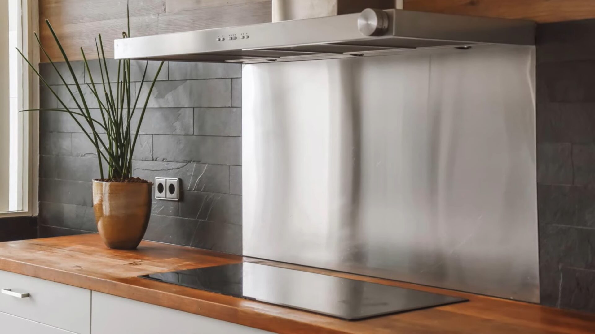 Budget Friendly 20+ Kitchen Backsplash Ideas for Every Style 9 Green Marble Drama