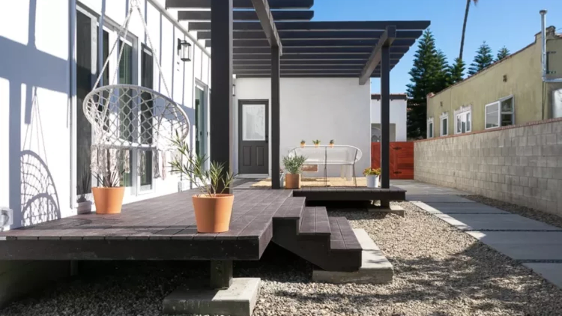 25 Beautiful Pergola Ideas to Add Style, Shade & Comfort to Your Backyard 1 Classic Black Pergola Ideas for Modern Shade and Contrast