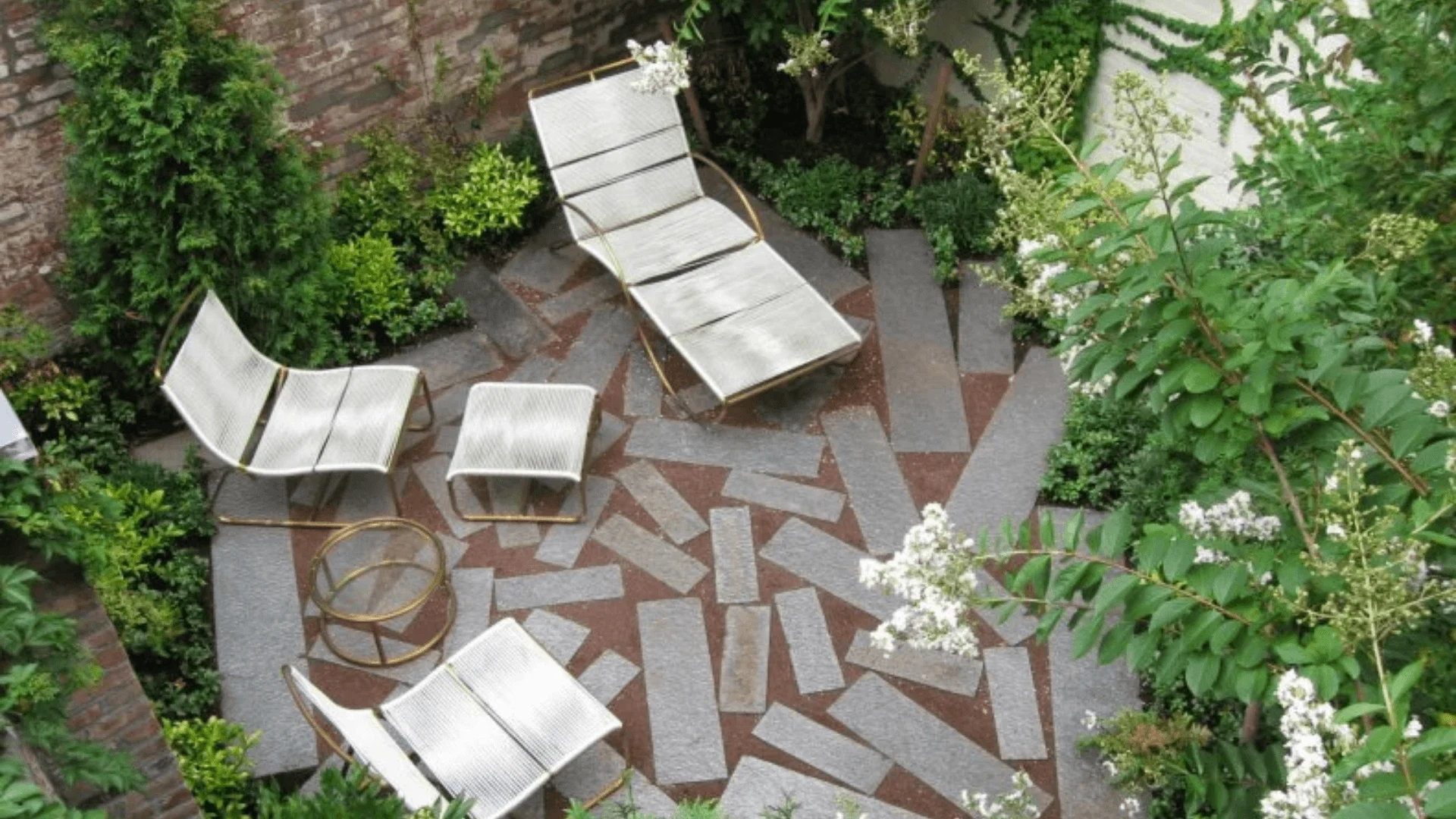 20+ Backyard Patio Ideas to Inspire Your Outdoor Makeover 8 NYC Hideaway: A Modern Retreat in the Heart of Brooklyn