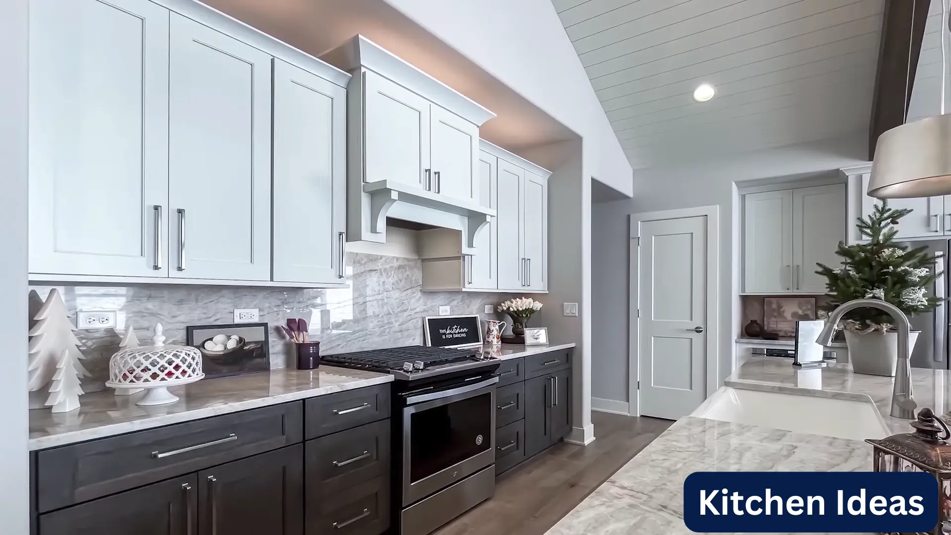 12 Small Kitchen Ideas That Work in Compact Kitchens 8 6. Repurpose a Second-Hand Table
