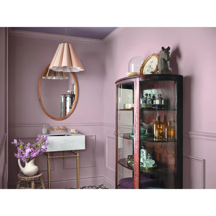 19 Bathroom Paint Color Ideas to Transform Your Space 5 3. Hague Blue by Farrow & Ball: Deep Drama for a Luxe Bathroom