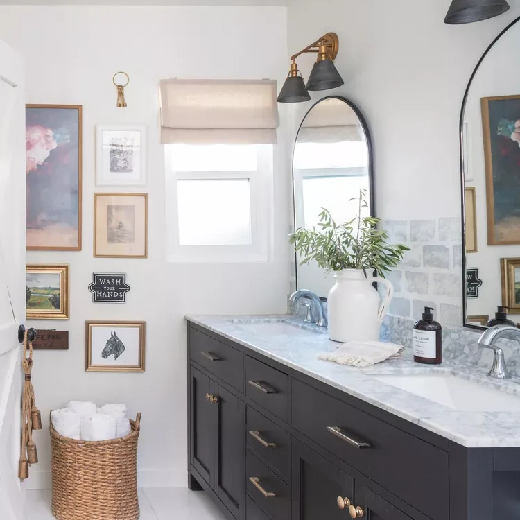 21 Inspiring Bathroom Wall Decor Ideas That Transform Any Space 16 Add Warmth with Wood Accents
