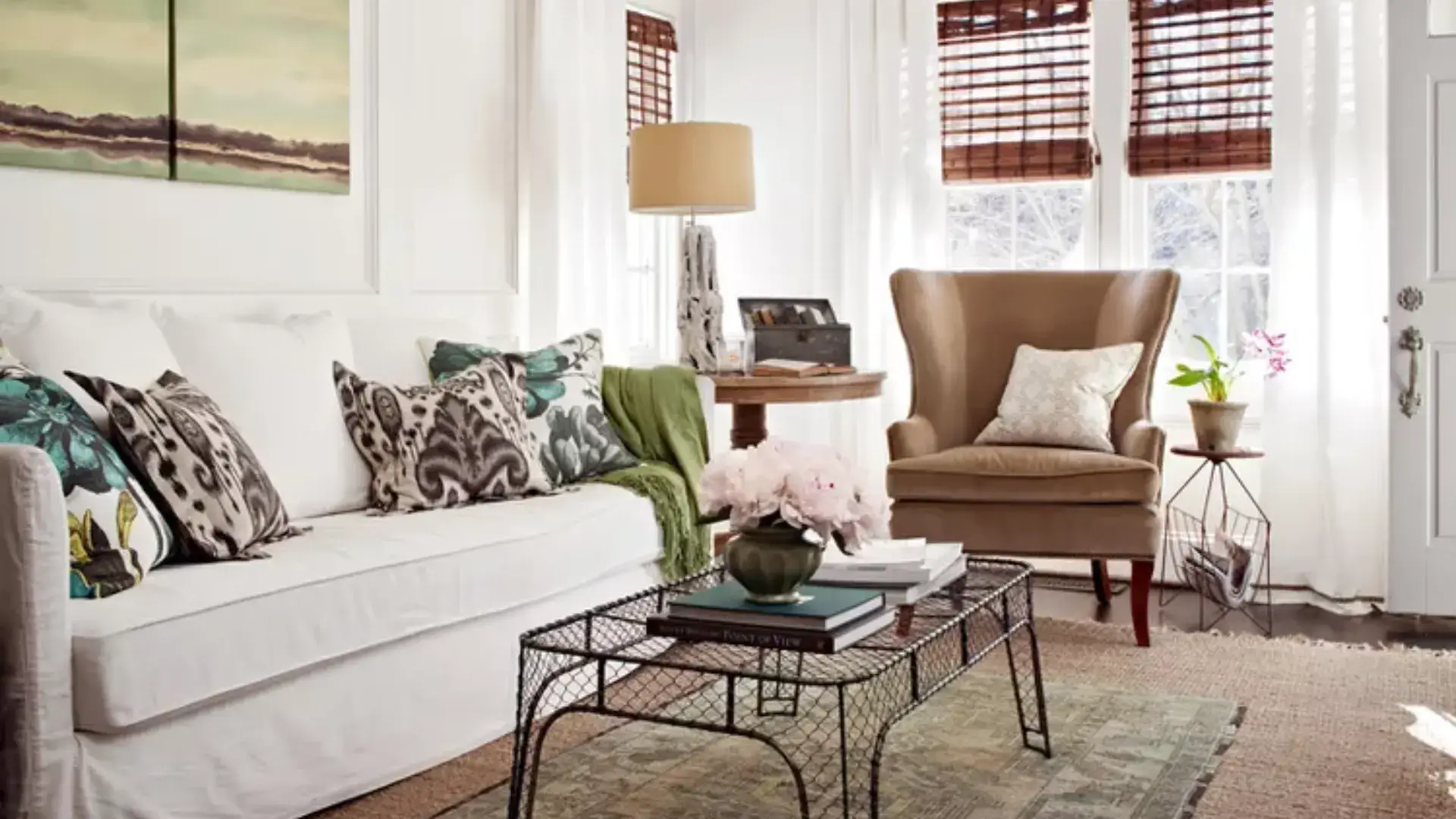 15.How Can a Single Neutral Shade Make a Living Room Feel Cozier