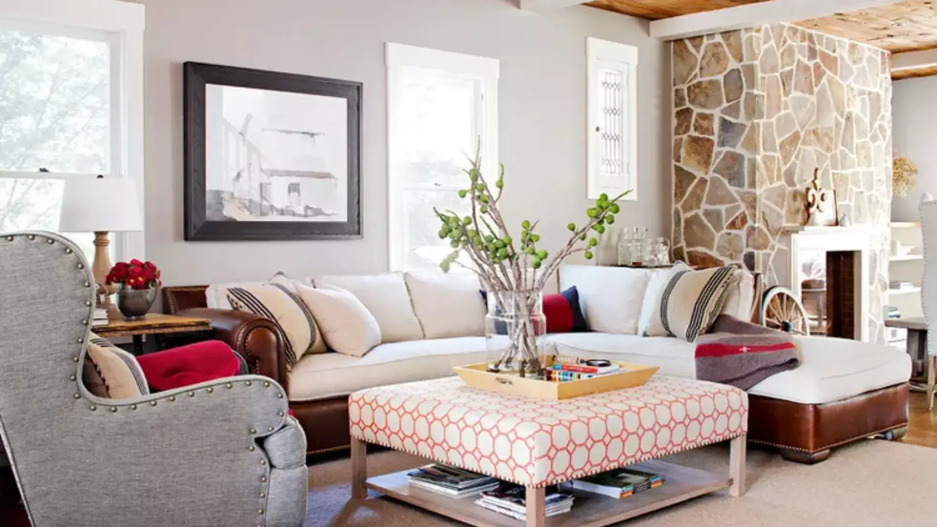 16.How Can Black and White Create Striking Contrast in a Neutral Living Room