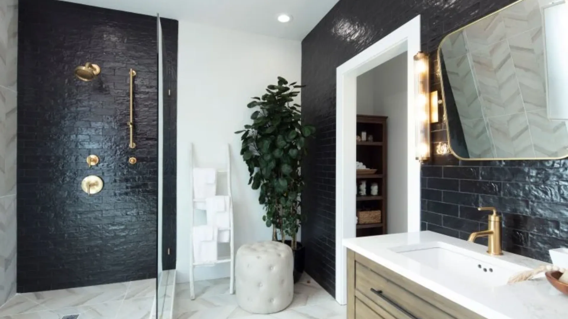 10.Dream French-Style Bathroom With a Curtained Tub