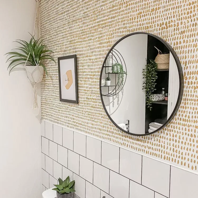 35+ Bathroom Tile Ideas to Elevate Your Bathroom Design 15 13. Dramatic Stone:Large-Scale Tiles for Bold Elegance