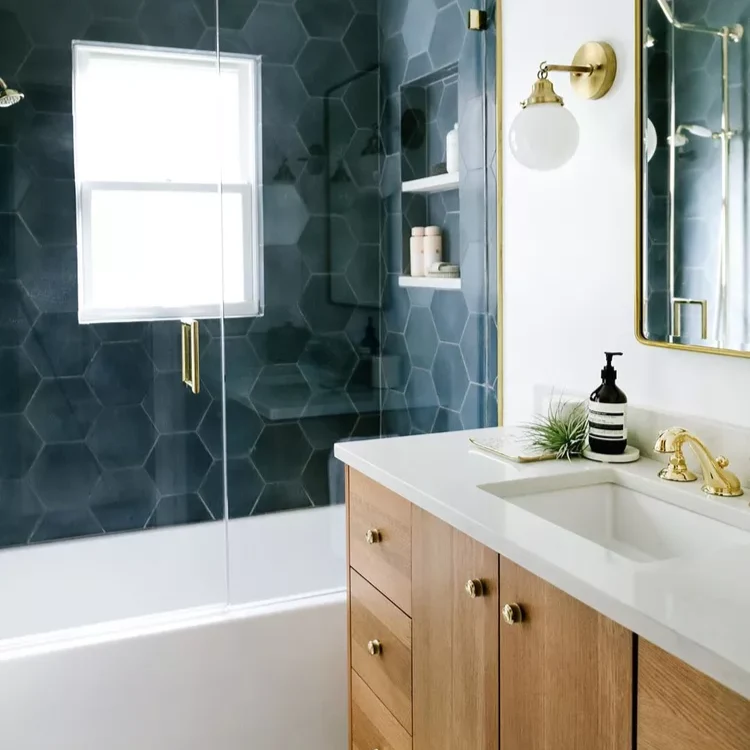 35+ Bathroom Tile Ideas to Elevate Your Bathroom Design 16 Soft Elegance with Subtle Contrast
