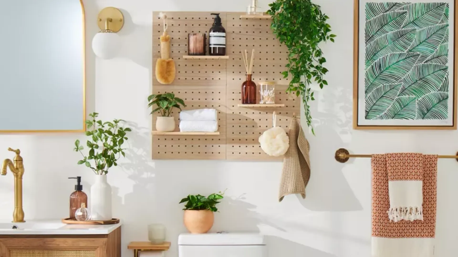 Small bathroom storage ideas